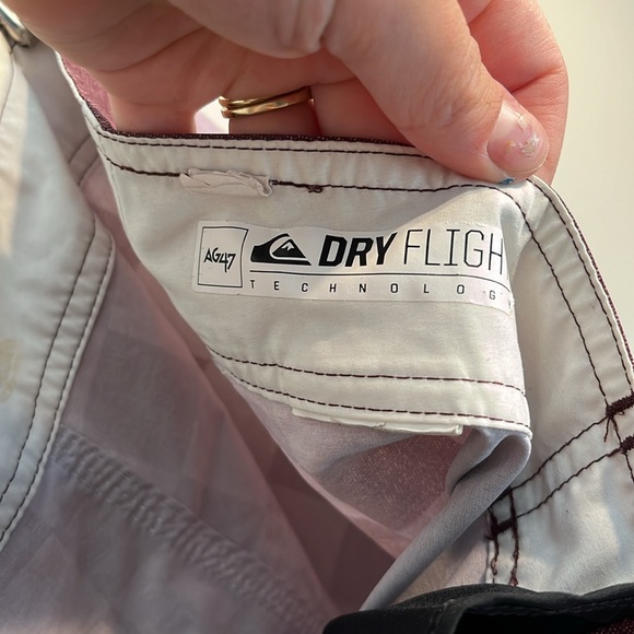 Quiksilver Dry Flight Boardshorts Swim Trunks - Picture 4 of 7